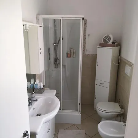 Apartamento Con Ampio Terrazzo Vista Mare