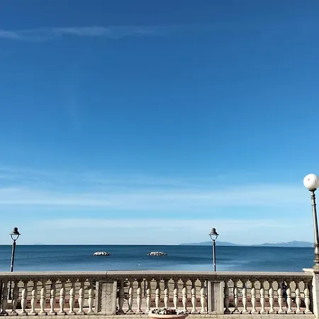 Con Ampio Terrazzo Vista Mare Appartamento *